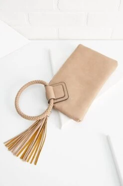 Braided Ring Handle Wristlet 8 Braided Ring Handle Wristlet -Versona Shop 125361 288 l