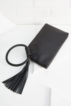 Braided Ring Handle Wristlet 9 Braided Ring Handle Wristlet -Versona Shop 125361 901 l