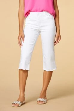 Scallop Along The Sand Capri Jeans