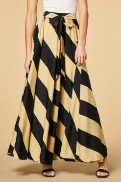 Busy Bee Maxi Skirt