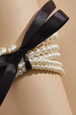 Clutching Pearls Bracelet Set -Versona Shop 45213219 1