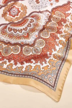 Paisley Pretty Neckerchief -Versona Shop 45425055 2